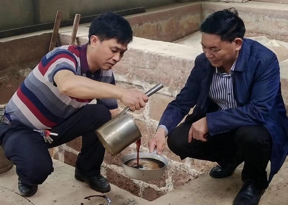 走進(jìn)父傳子酒業(yè)，探索其背后發(fā)展的秘密